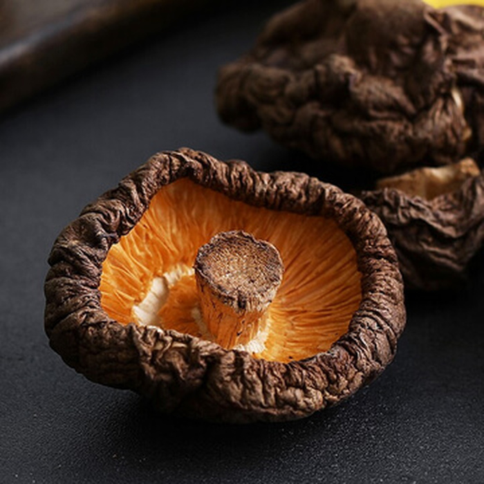 台灣本土乾香菇｜鄉菇香有機厚實黑早冬菇